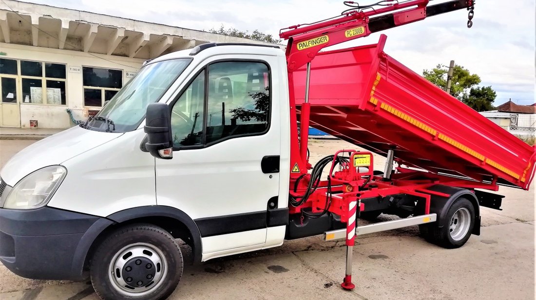 Iveco daily 35C15 basculabil pe cutie,cu macara,3000 cm3,150 CP ,2010