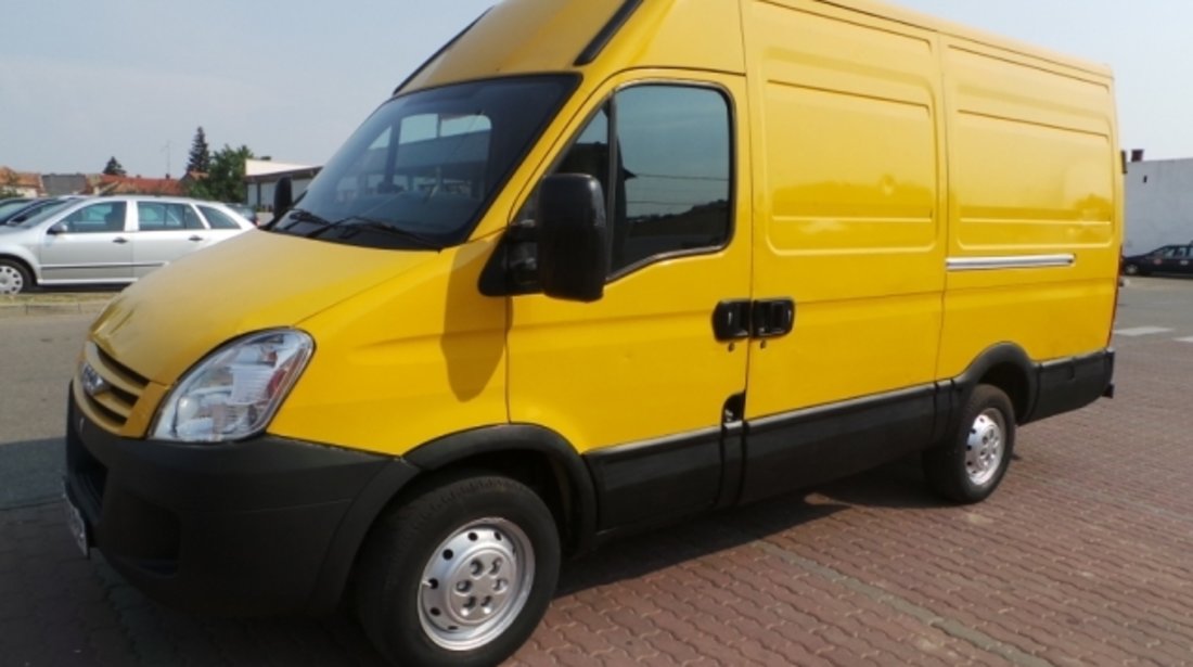 IVECO Daily 35S12 Duba autoutilitara