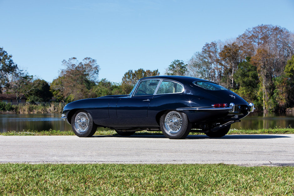 Jaguar E-Type Fixed Head Coupe 4.2