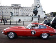 Jaguar E-Type implineste astazi 50 de ani