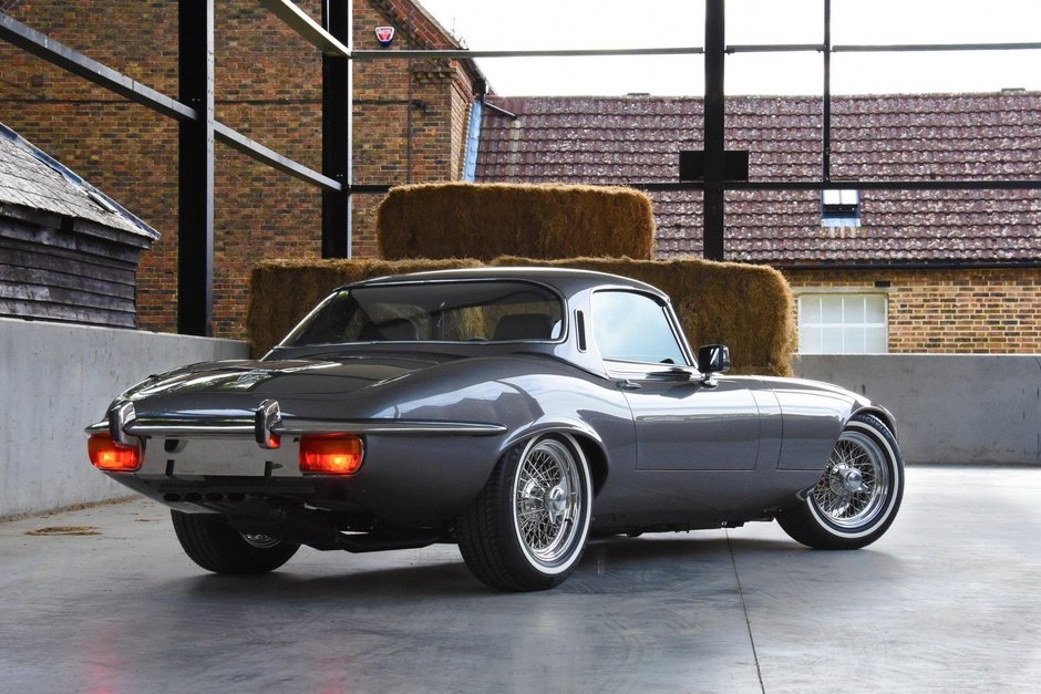 Jaguar E-Type Series 3 restomod