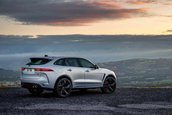 Jaguar F-Pace R-Dynamic Black si F-Pace SVR cu pachet Black