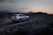 Jaguar F-Pace SVR