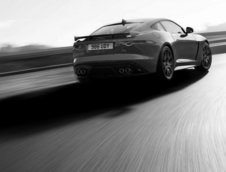 Jaguar F-Type SVR - Primele Poze