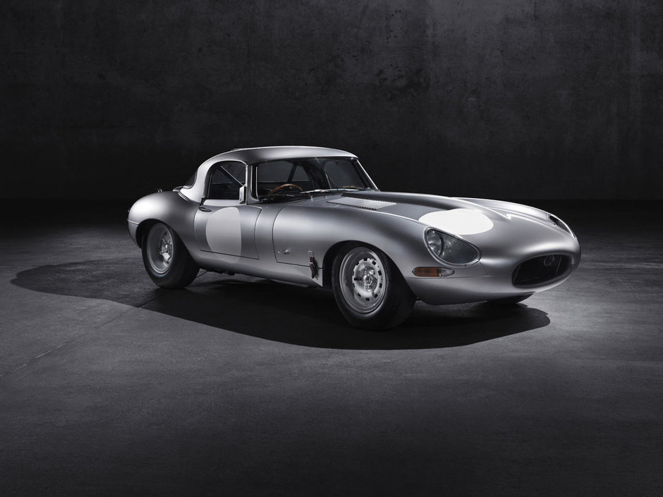 Jaguar prezinta primul model E-Type Lightweight din cele 6 fabricate Jaguar prezinta primul model E-Type Lightweight din cele 6 fabricate