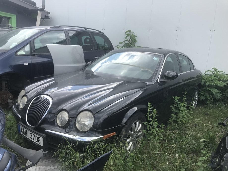 Jaguar S-Type 3.0i