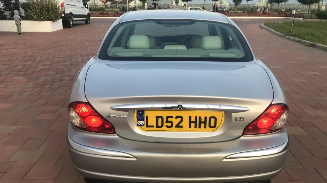 Jaguar X-Type 2.0i V6 2003