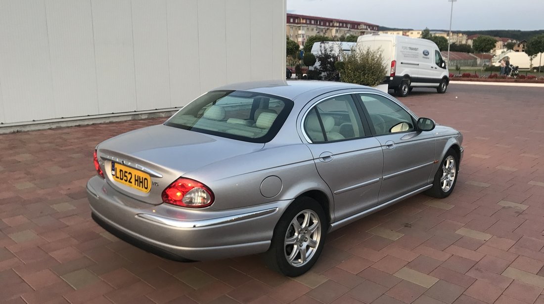 Jaguar X-Type 2.0i V6 2003