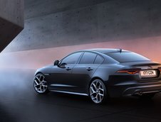 Jaguar XE 300 Sport