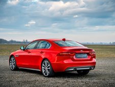 Jaguar XE 300 SPORT