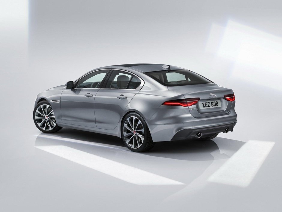 Jaguar XE facelift