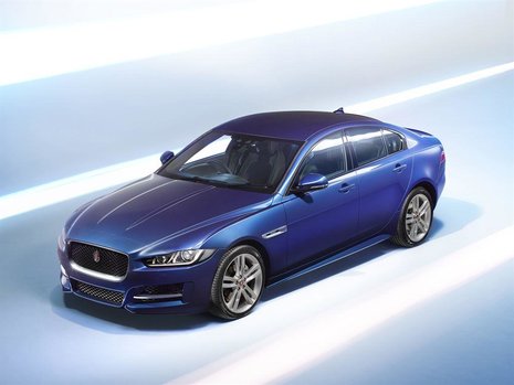 Jaguar XE - Galerie Foto