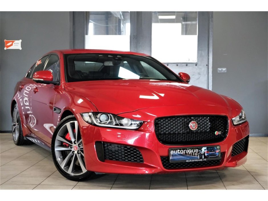 Jaguar XE S de vanzare