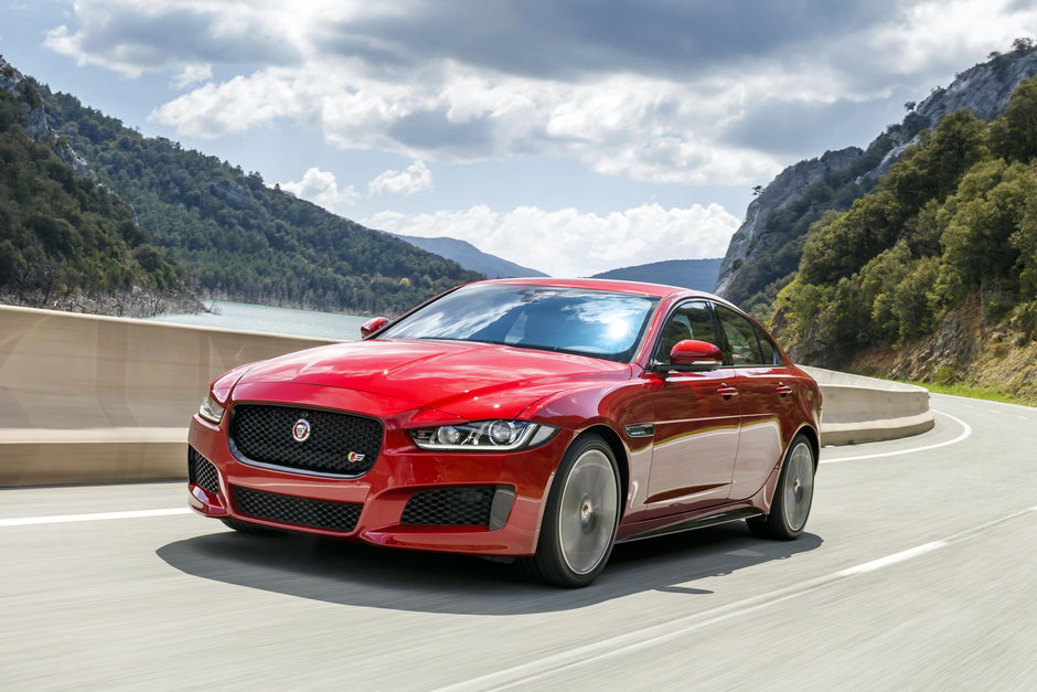 Jaguar XE S si XF S