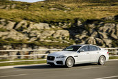 Jaguar XE S si XF S