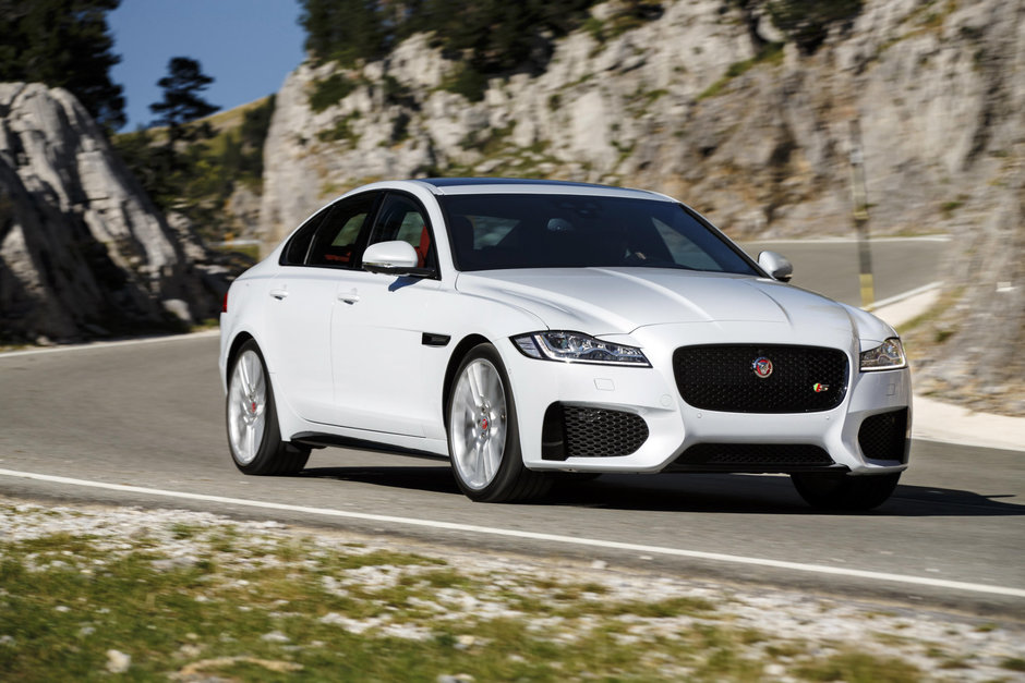Jaguar XE S si XF S