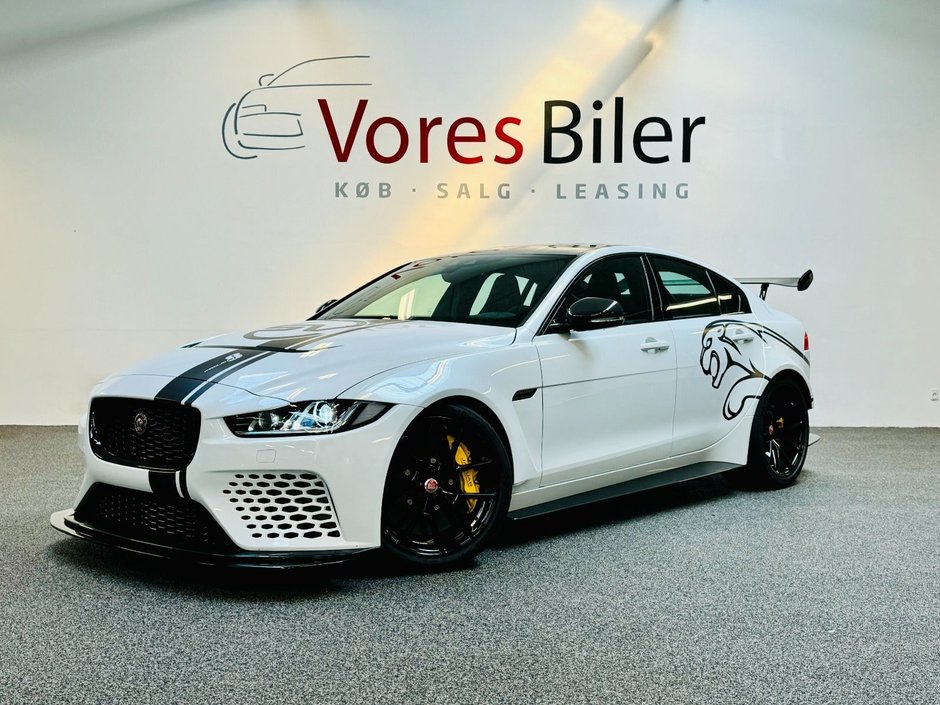 Jaguar XE SV Project 8 de vanzare