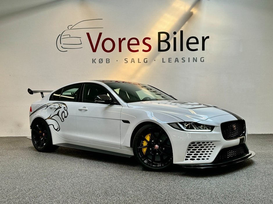 Jaguar XE SV Project 8 de vanzare