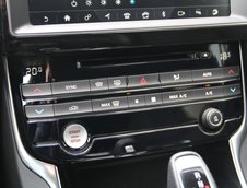 Jaguar XE SV Project 8 de vanzare