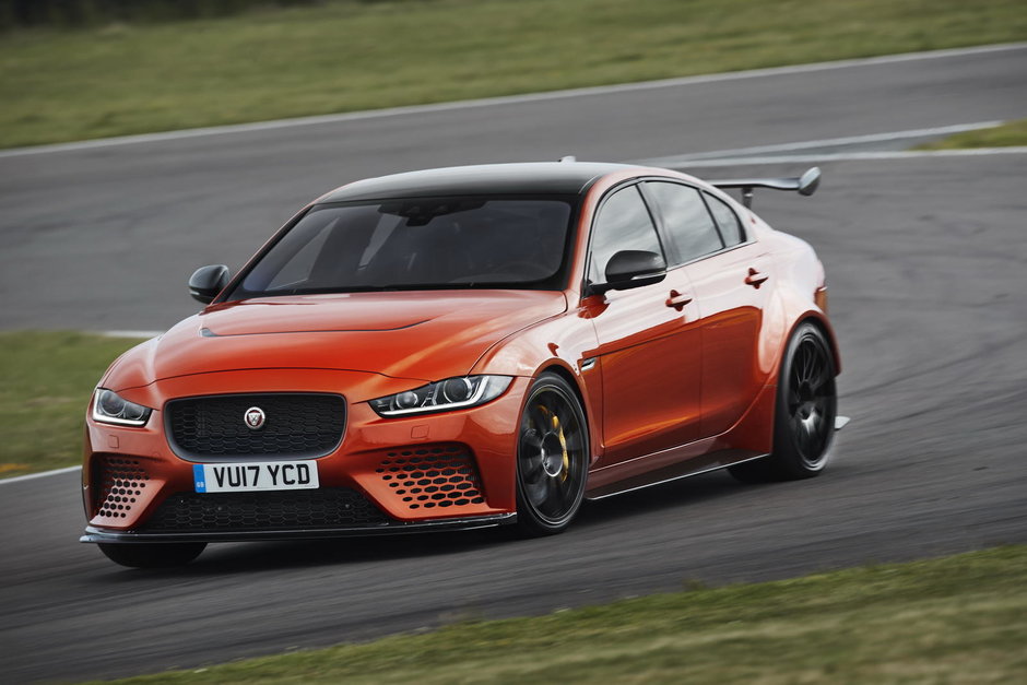 jaguar XE SV Project 8