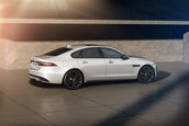 Jaguar XF R-Dynamic Black