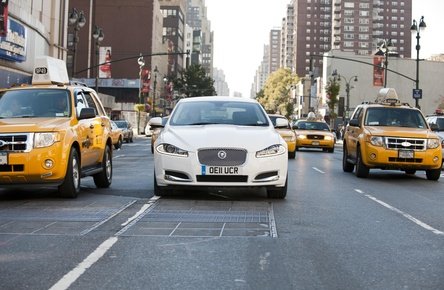 Jaguar XF traverseaza America in 7 zile Jaguar XF traverseaza America in 7 zile