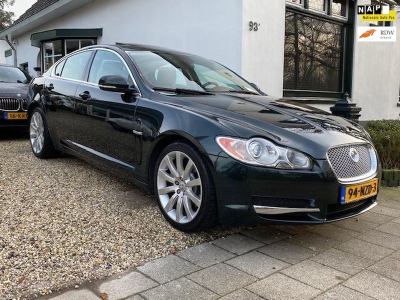 Jaguar XF V8 de vanzare