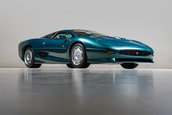 Jaguar XJ220 cu 26 de kilometri la bord