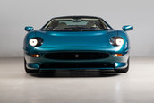 Jaguar XJ220 cu 26 de kilometri la bord