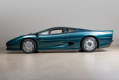 Jaguar XJ220 cu 26 de kilometri la bord