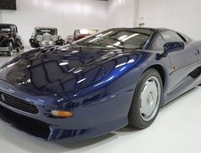 Jaguar XJ220 de vanzare