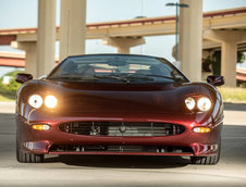 Jaguar XJ220 de vanzare