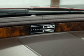 Jaguar XJL Portfolio de vanza