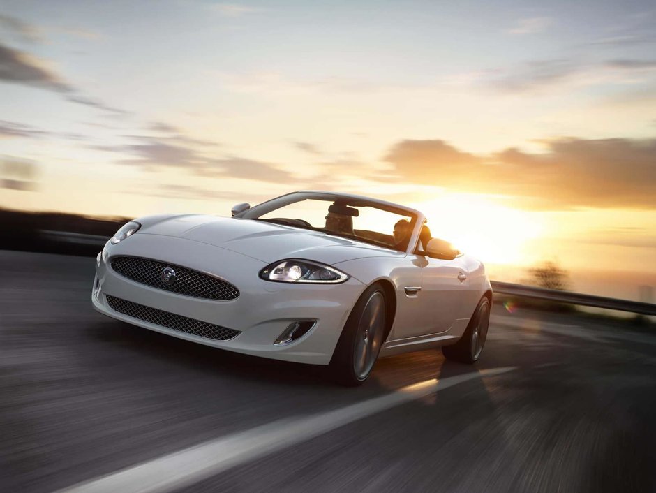 Jaguar XK Signature si XKR Dynamic R