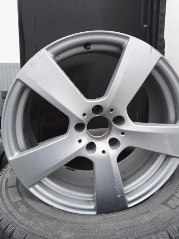 Janta aliaj 18 A2074010502 8.5J ET49