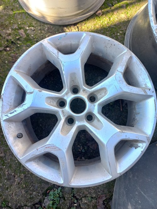 Janta aliaj Ford Kuga An 2009 7,5JX17XEH2+ ET52,5 cod 8V41-1007-AA