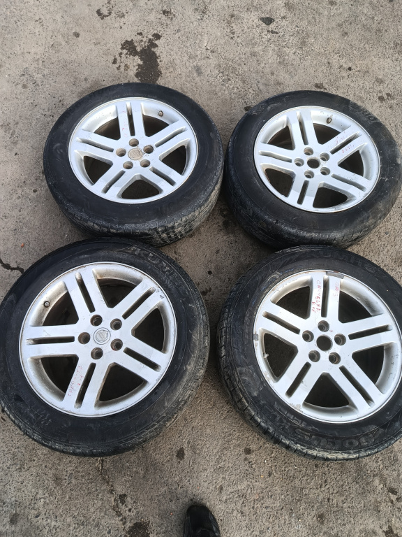 Janta Aliaj Set Chrysler 300 C (Lx) 2005-2010 R18 5X115