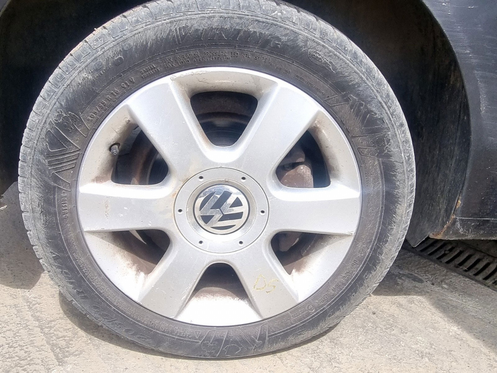 Janta aliaj Volkswagen Touran (1T1, 1T2) [Fabr 2003-2010] 2.0 TDI BKD 103 KW / 140CP