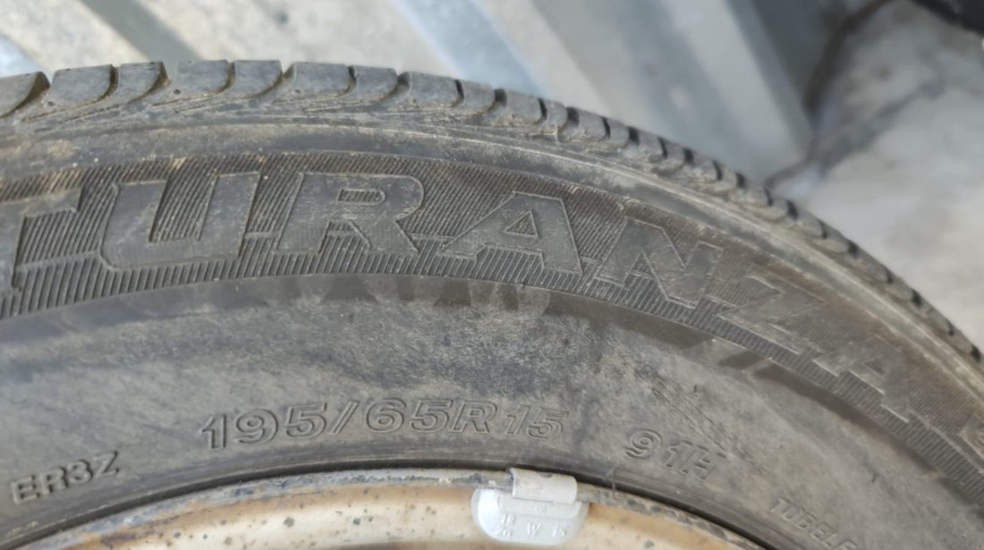 Janta cu anvelopa 5X112 195 / 65 R15 Dot 2019