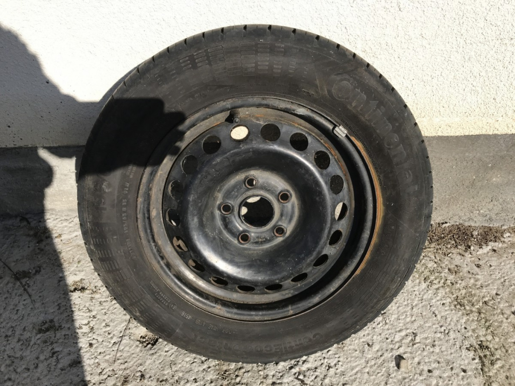 Janta cu anvelopa VW Touran 2.0TDI DSG sedan 2008 (ET47)