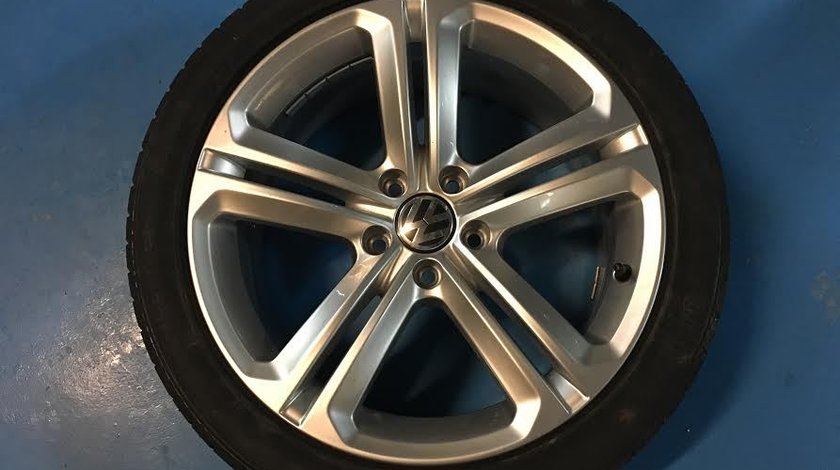 Janta originala VW Passat B7 235/40/R18 cu anvelopa
