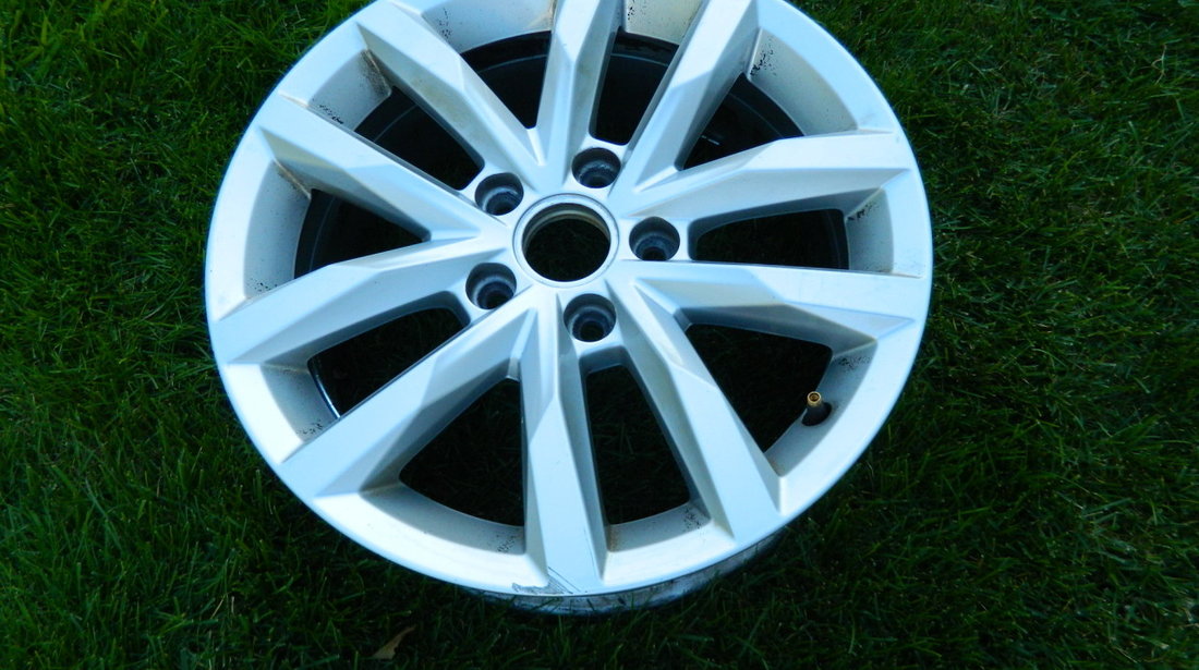 Janta pe 16'' VW PASSAT B8 cod 3G0601025BM