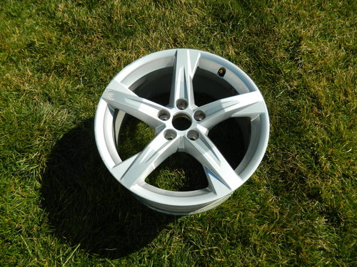 Janta pe 18" Audi Q5 cod 80A601025BE