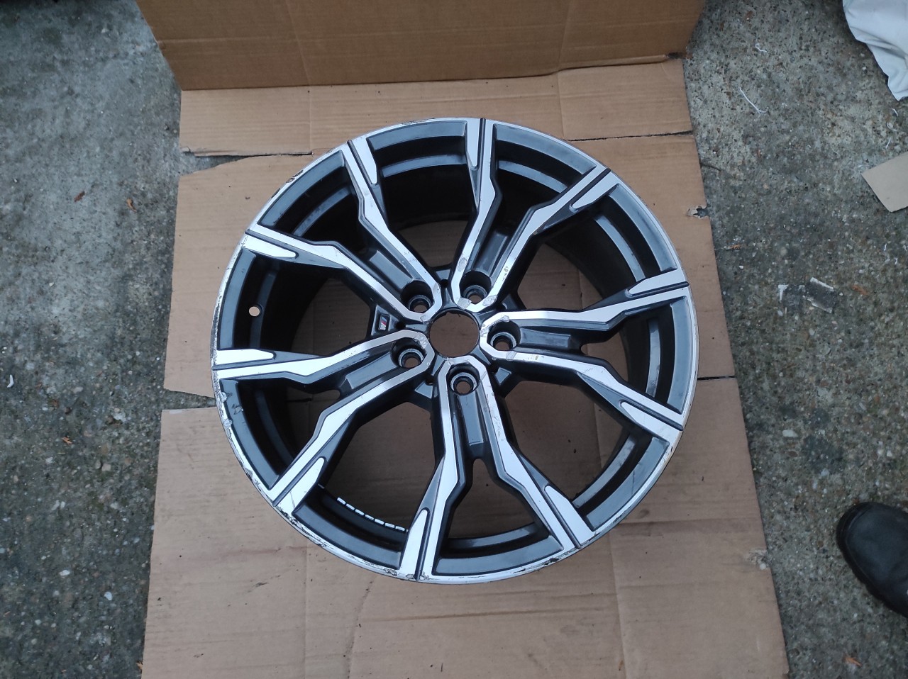 Janta R19 BMW X1 F48 X2 F39 cod 8092163