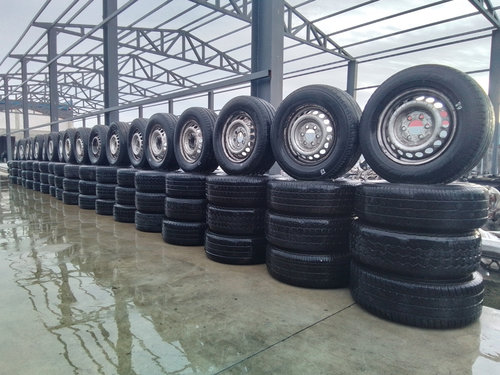 Jante 15 - 5 prezoane Citroen Jumper (2002->) [244, Z_] 2.0 Motorina 2010, 215/70/R15 / ET68