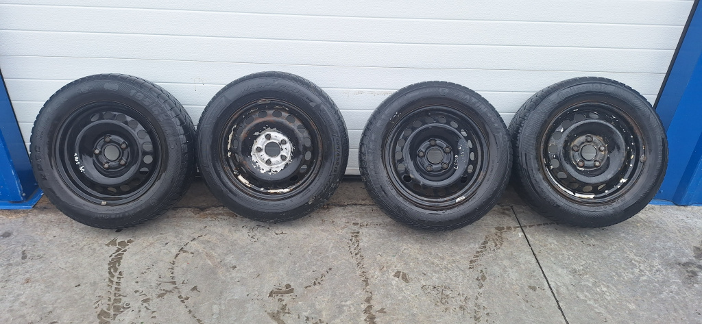Jante 15 - 5 prezoane Volkswagen Caddy 3 (2004-2010) 1.9 Motorina 2008, 195/65 R15 / 6JX15 H2 / ET47
