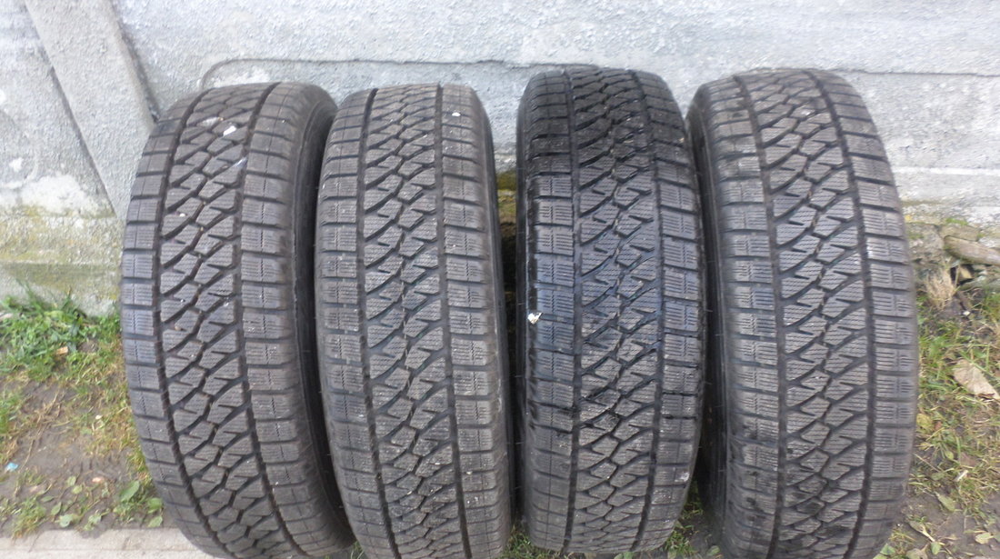 Jante 16 Tabla VW T5 Iarna 215 65 16 Bridgestone