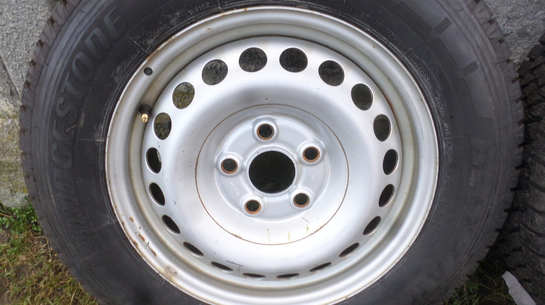 Jante 16 Tabla VW T5 Iarna 215 65 16 Bridgestone