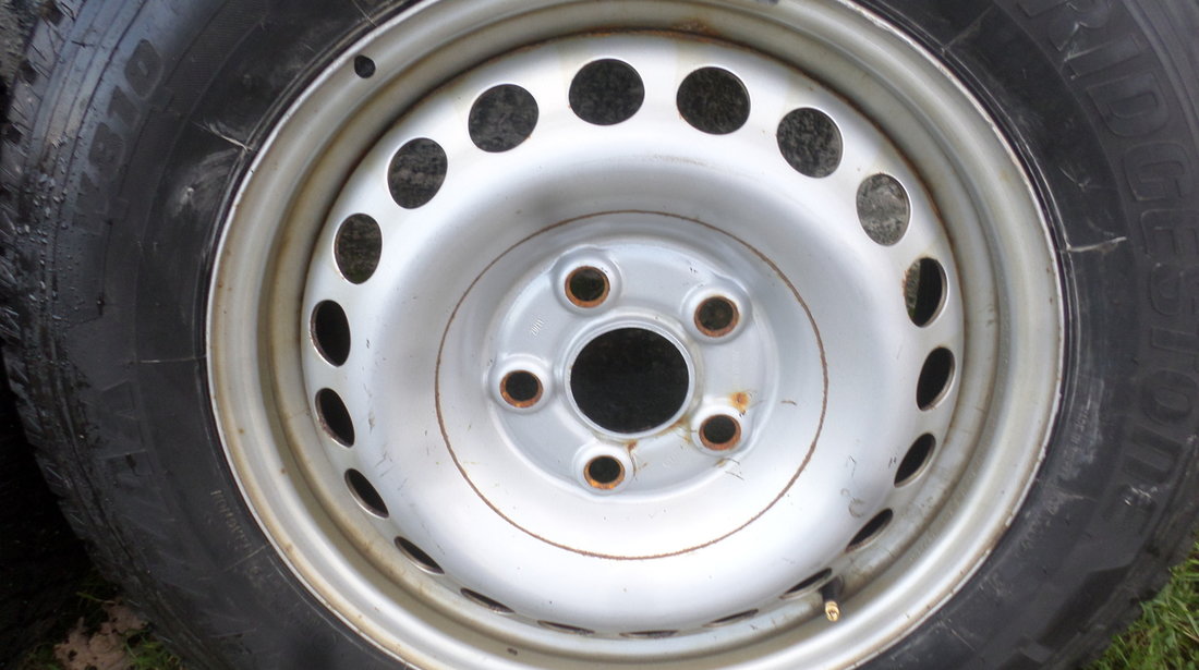 Jante 16 Tabla VW T5 Iarna 215 65 16 Bridgestone