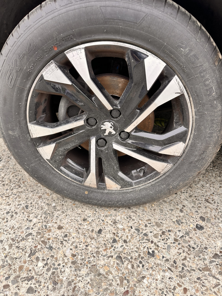 Jante 17 - 4 prezoane Peugeot 2008 1.2 Benzina 2024, 215/60 R17